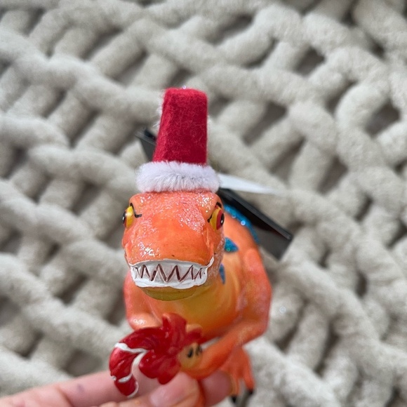 ROBERT STANLEY HOME COLLECTION SANTA HAT DINO GLASS ORNAMENT NWT - Picture 7 of 9